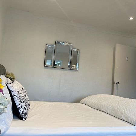 Blessings Of Peace Home Away From Home Cardiff Dış mekan fotoğraf