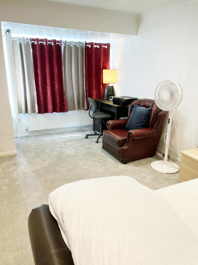 Blessings Of Peace Home Away From Home Cardiff Dış mekan fotoğraf