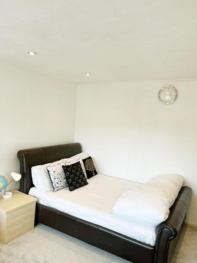 Blessings Of Peace Home Away From Home Cardiff Dış mekan fotoğraf