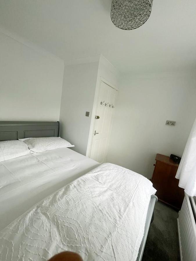 Blessings Of Peace Home Away From Home Cardiff Dış mekan fotoğraf