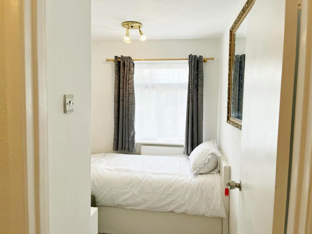 Blessings Of Peace Home Away From Home Cardiff Dış mekan fotoğraf